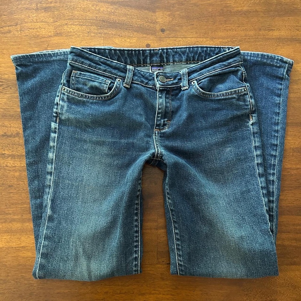 Patagonia Y2K Low Rise flare jeans size 28 organic cotton